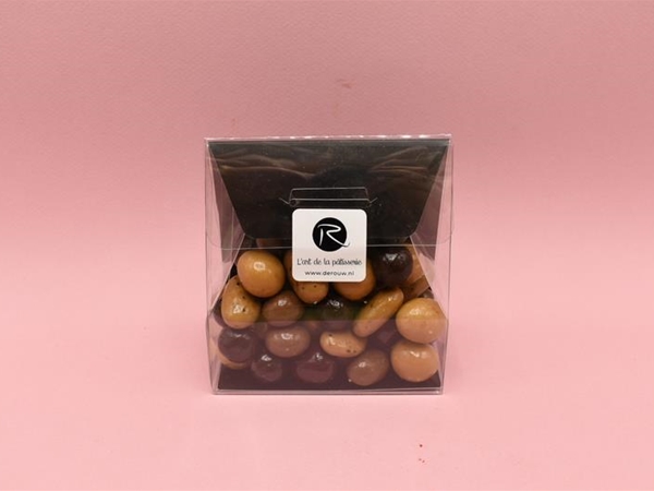 gedrageerde noten, assortimentsverpak.